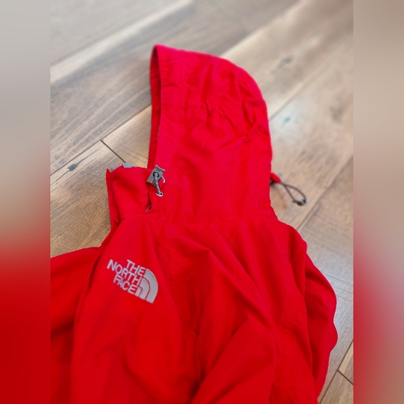 The North Face Vibrant Red Jacket with Gray Details - Picture 5 of 14
